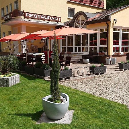 Hotel Goldbaechel Wachenheim an der Weinstraße Exterior foto